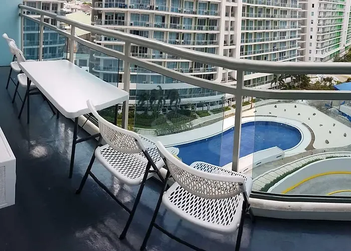 Azure Urban Maui Unit Apartment